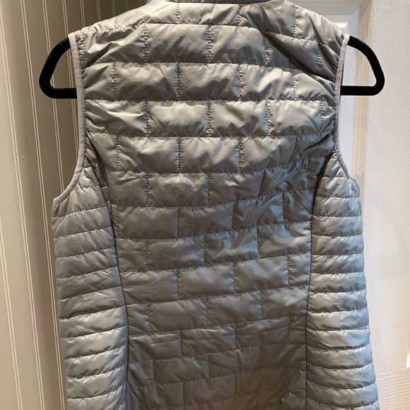 Patagonia Grey Vest - Picture 6 of 6